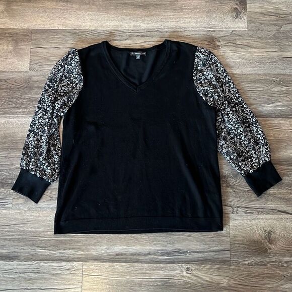 Adrianna Papell V-Neck Sweater With Floral Sleeves Large - Picture 1 of 5